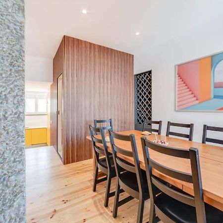 Cozy Coastal Getaway 3Br Apartment In Estoril Exterior photo