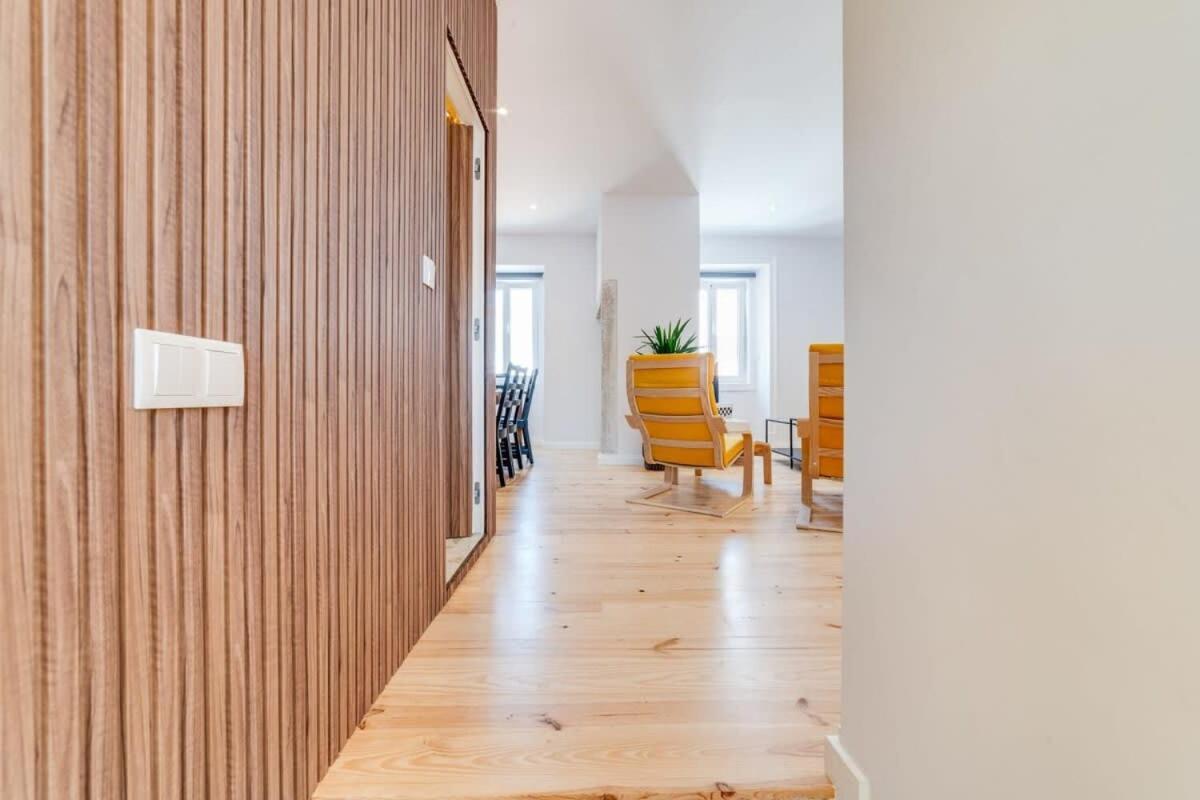 Cozy Coastal Getaway 3Br Apartment In Estoril Exterior photo